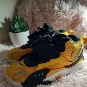 ❤ Nike diamond turf